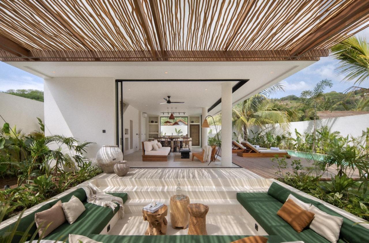 Tias Villas Kuta  Extérieur photo